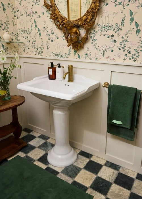 7 Bathroom Cleaning Tricks You’ll Wish You’d Known Sooner