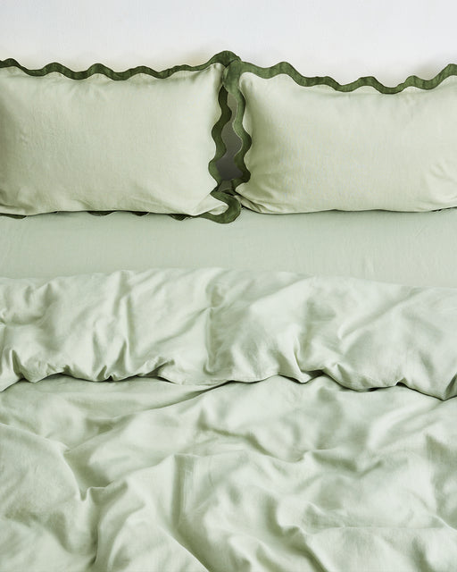 Sage & Olive 100% French Flax Linen Scalloped Pillowcases (Set of Two)